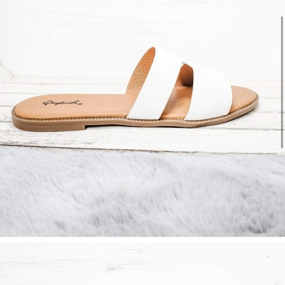 Qupid Vegan Leather Sandal - Picture 4 of 5